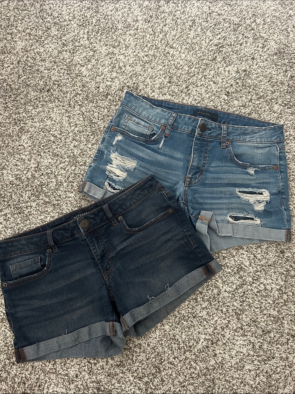 Aeropostale Women's Midi Jean Shorts Sz 4